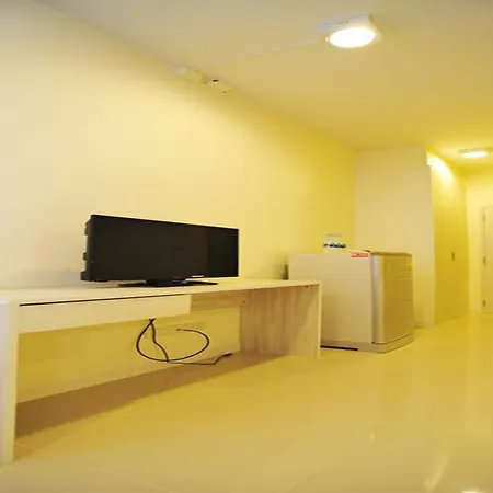 The Garden Living Hotel